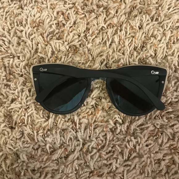 Sunglasses - Picture 4 of 6